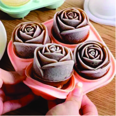 Rose ice maker