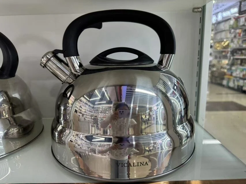 vicalina_whistling_kettle_853x640